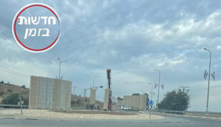 نصب دیوارهای بتنی بین مرز لبنان و اسرائیل