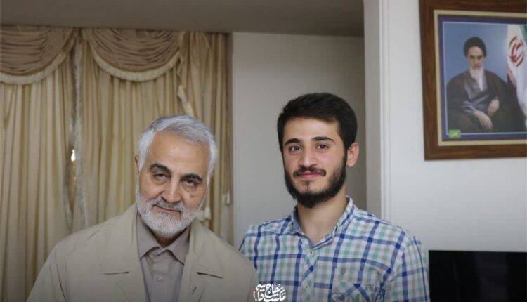 تصویری از شهید حزب الله لبنان،در کنار شهید حاج قاسم