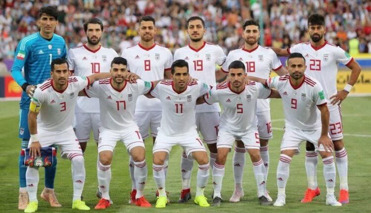 افتتاح اولین زمین چمن هیبرید ایران با بازی تیم ملی فوتبال