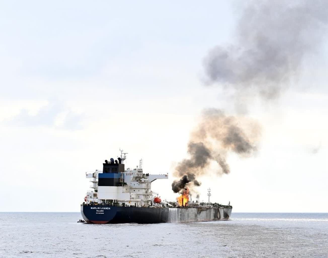 سوختن نفتکش انگلیسی در آتش خشم یمنی‌ها