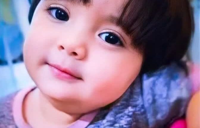 امروز چهلم دختر کاپشن صورتیه