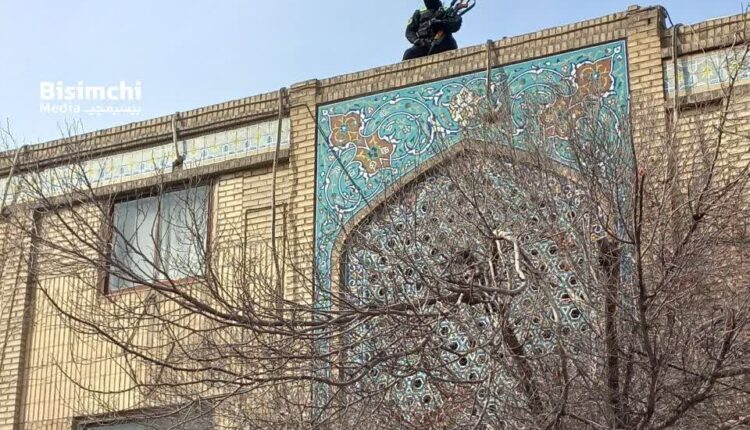 تصویری از حافظان امنیت مردم در راهپیمایی ۲۲ بهمن