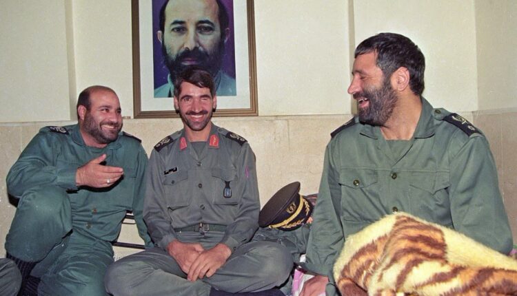 شهید زاهدی از رفقای صمیمی شهید صیاد شیرازی
