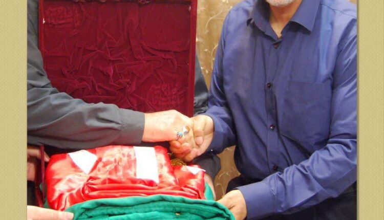 تصویری از شهید حاج قاسم سلیمانی به همراه شهید محمدرضا زاهدی
