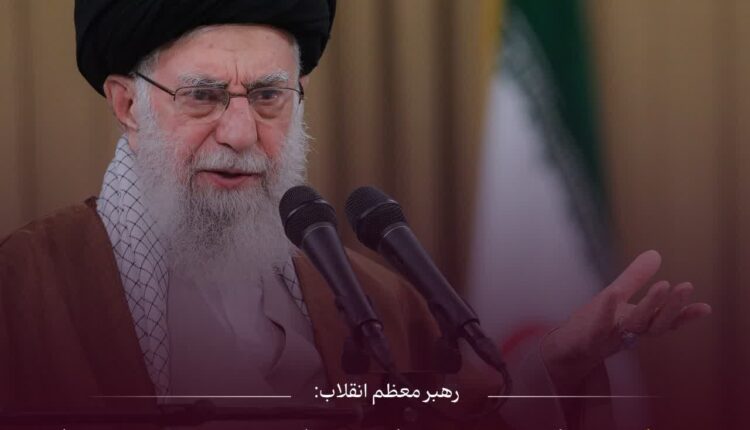 رهبرانقلاب : حجاب در کشور ما مسئله نبود