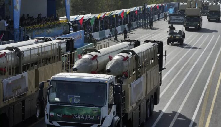 ایران آماده تلافی با «۱۰۰۰ موشک بالستیک» برای حمله به اسرائیل