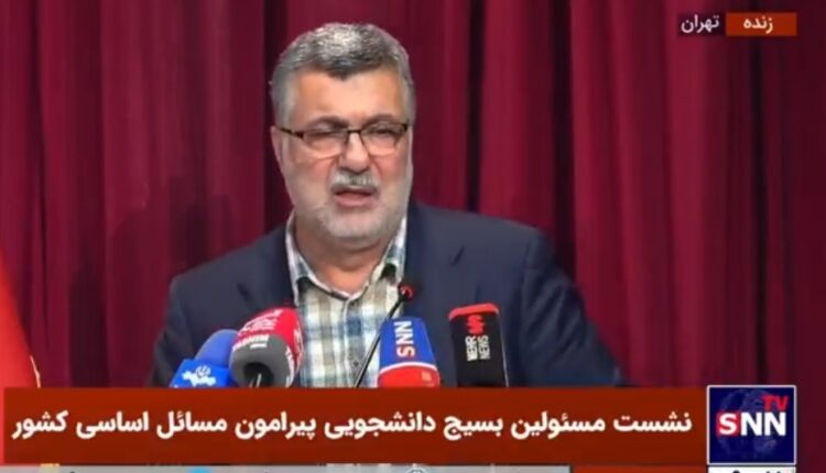 وزیر بهداشت :اوایل انقلاب تند و تیز بودیم