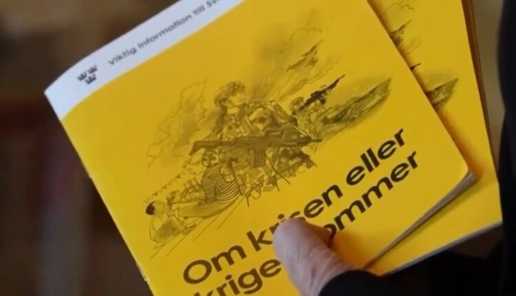 اهدای کتابچه آموزش زندگی در شرایط جنگی به پادشاه و ملکه سوئد!
