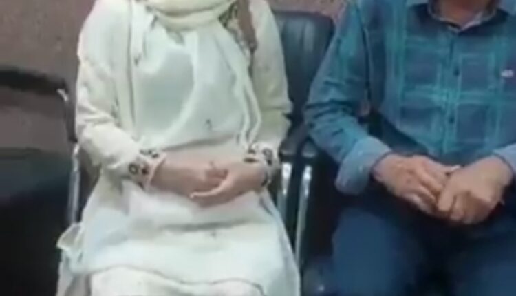 بازداشت زوج گردشگر ایرانی در هند به دلیل نمازخواندن!