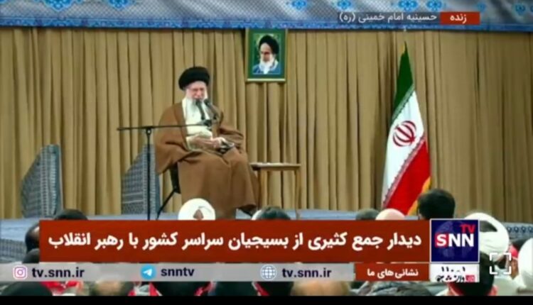 رهبر انقلاب:شهید شهریاری بسیجی بود و شهدای هسته ای ما اساتید بسیجی ما بودند