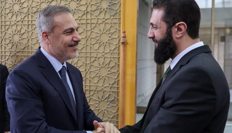وزیر خارجه ترکیه: برای ازبین‌بردن تهدید کُردها هر کاری می کنیم