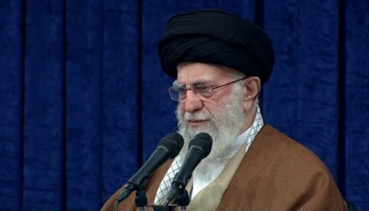 رهبر انقلاب:آمریکا به‌ وسیله‌ی جبهه‌ی مقاومت از منطقه اخراج خواهد شد