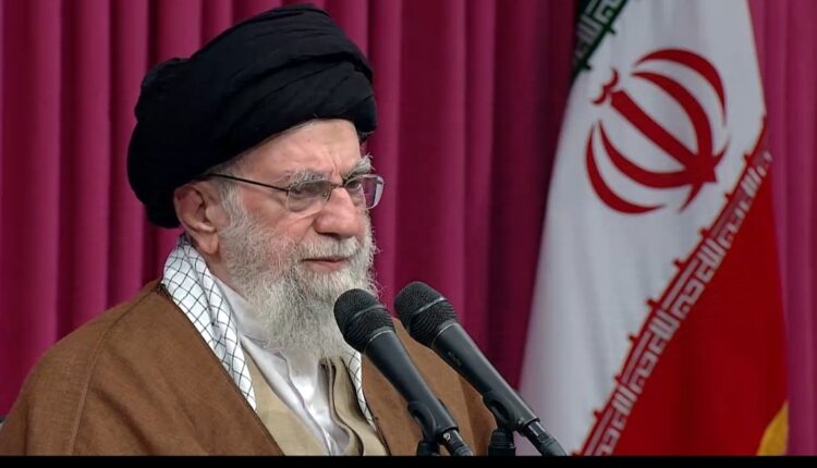 رهبر انقلاب:آن کسی که ریشه‌کن خواهد شد اسرائیل است