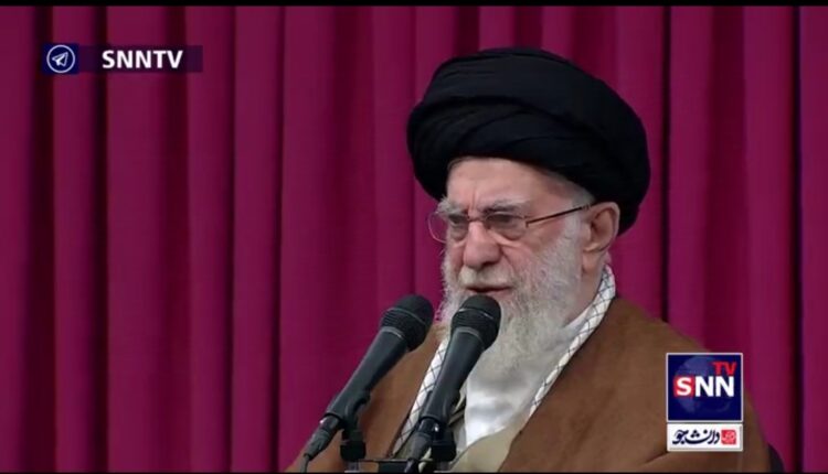 رهبر انقلاب:بانوان مراقب شیوه‌های نرم‌افزاری دشمن باشند