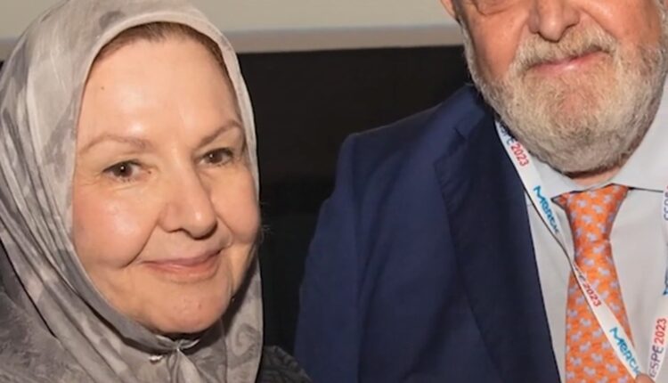 پرفسور وطن‌پرست ایرانی که  از دبی دیپورت شد