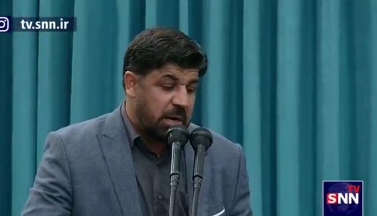 لحظاتی از شعرخوانی آقای مجتبی رمضانی با لهجه کرمانی در دیدار با رهبر انقلاب