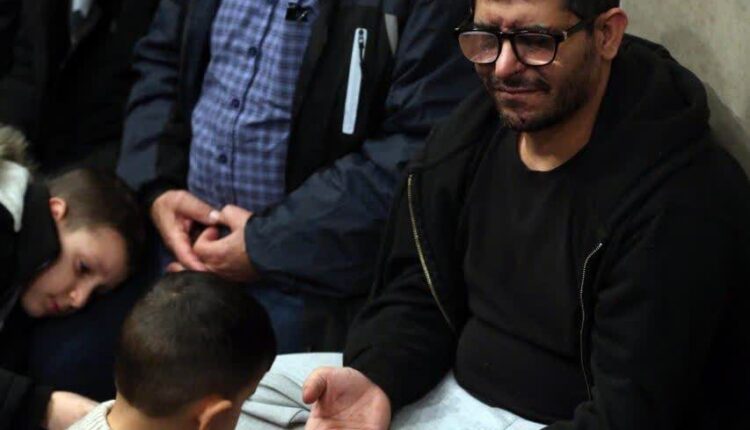 حضور تعدادی از جانبازان انفجار پیجرها در دیدار امروز با رهبر انقلاب