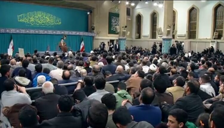 رهبر انقلاب: خون‌هایی که برای دفاع از حرم ریخته شد هدر نرفت