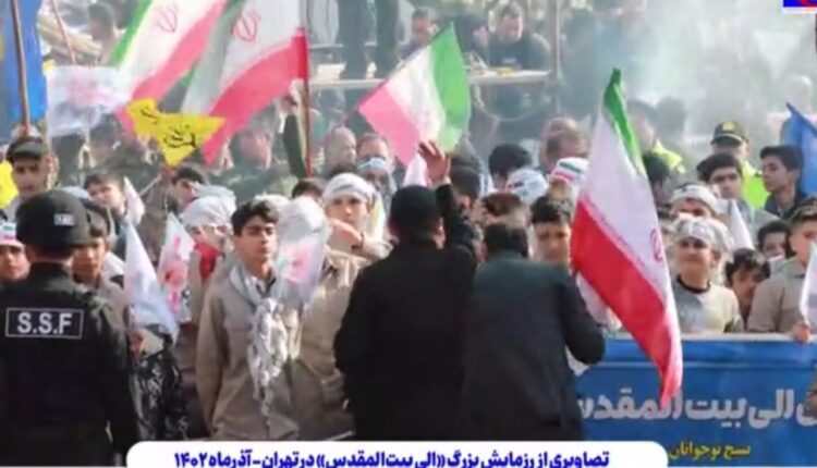 نگاه جالب و متنوع مردم تهران نسبت به مانور اقتدار علیه دشمن