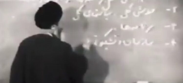 شهید بهشتی: بی‌تفاوتی یعنی مرگ انقلاب