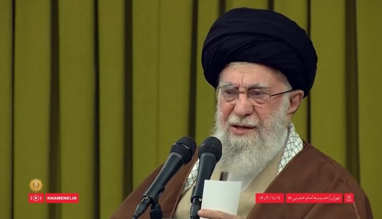 رهبر انقلاب:ما امروز دچار سه مرحله استعماری هستیم