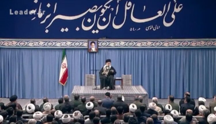 امام خامنه‌ای: آمریکا غرق خواهد شد