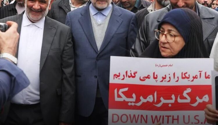 رئیس مجلس: منظور آمریکا از مذاکره خلع سلاح ایران است