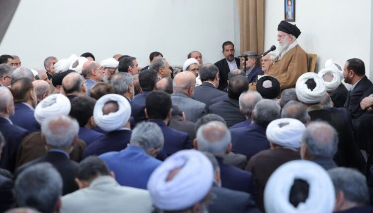 دیدار جمعی از مسئولان ارشد سه قوه به‌مناسبت آغاز سال جدید با رهبر انقلاب