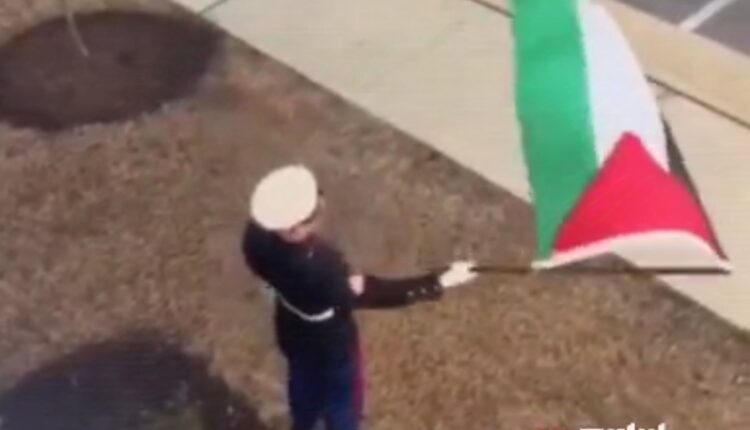 به اهتزاز در آمدن پرچم فلسطین در آمریکا