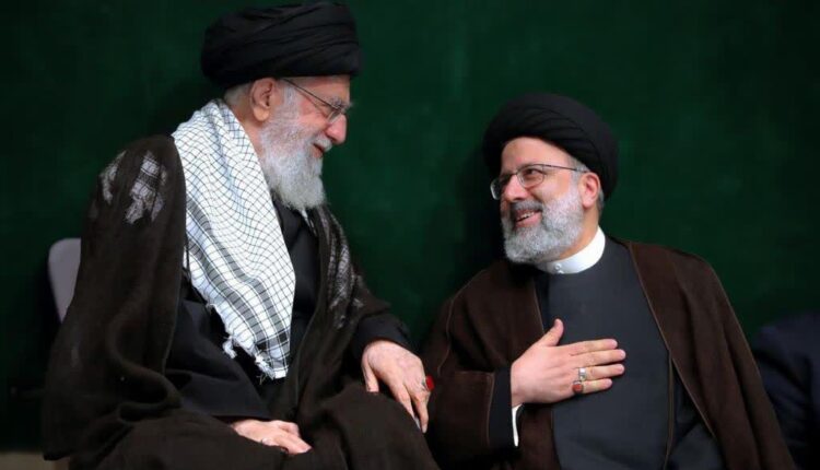 چون خامنه‌ای را دوست داشت…