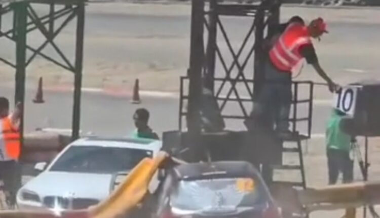 تصاویر  از حادثه پیست اتومبیلرانی