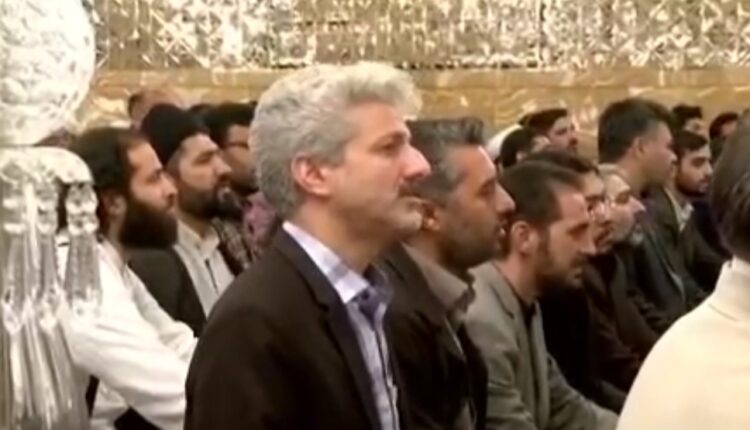 زمزمه صلوات خاصه امام رضا(ع) توسط رهبر انقلاب