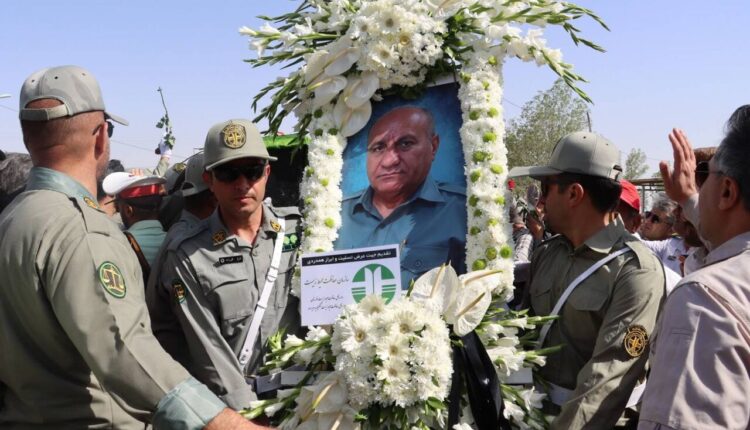 خواهر شهید دیده بان درگذشت