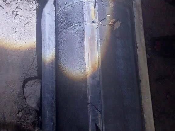 تصاویری از لاشه یک موشک  اسرائیلی رهگیری شده توسط پدافند هوایی کشور
