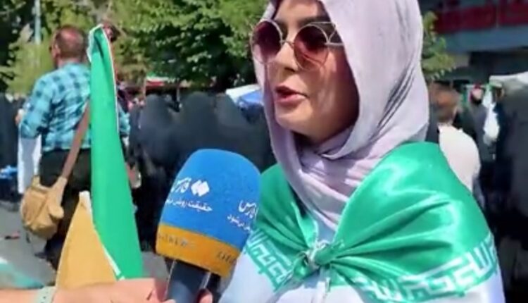 جواب دختر تهرانی به ترامپ: میمون ادا درمی‌آورد!