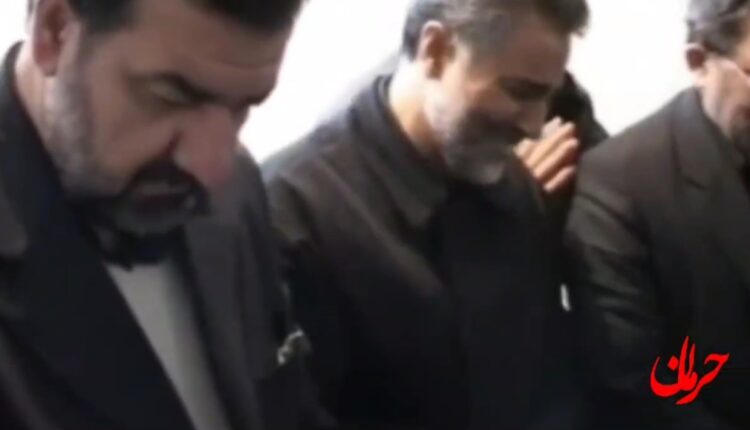 فیلم دیده‌نشده از وداع حاج قاسم با پیکر شهید احمد کاظمی
