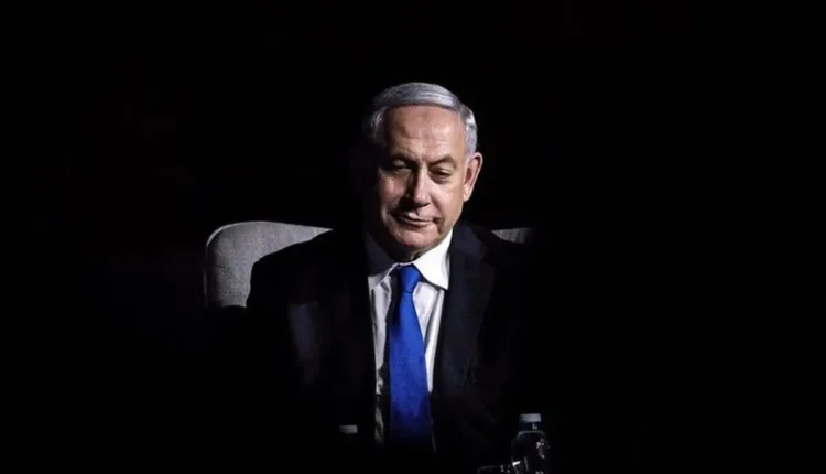 نتانیاهو زیر میز زد!