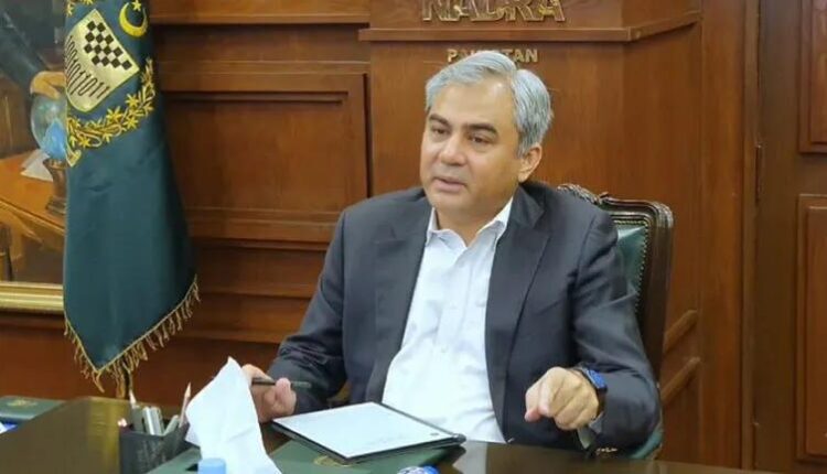 وزیر کشور پاکستان عازم ایران شد